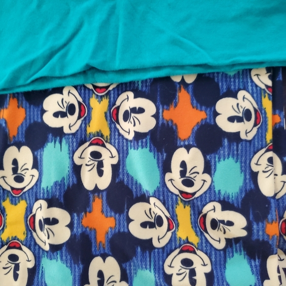 *SOLD* Lularoe Disney Mickey Mouse OS Leggings With Shirts - Picture 6 of 9